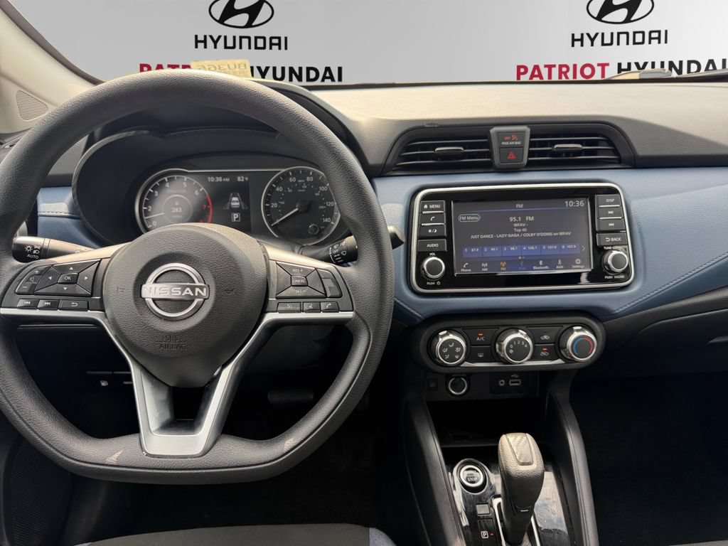 Used 2025 Nissan Versa SV FWD image 10