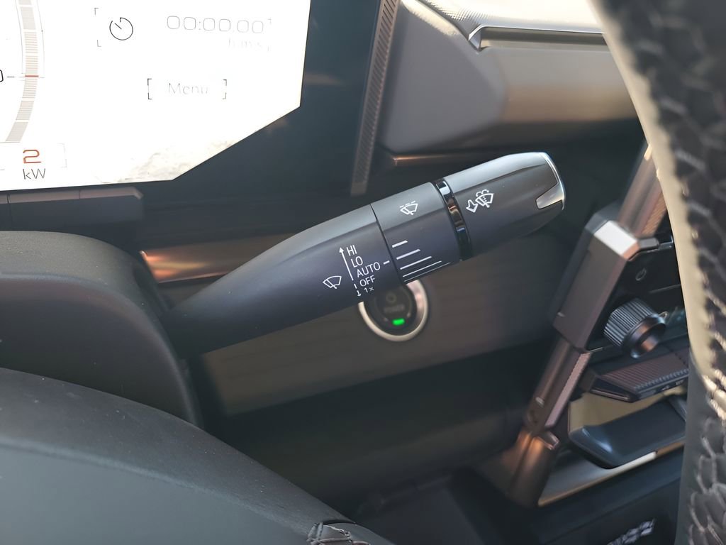 New 2025 GMC Hummer EV 2X w/ LPO, Dark Essentials Package image 33