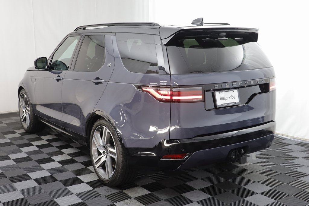 Used 2024 Land Rover Discovery Dynamic SE image 17