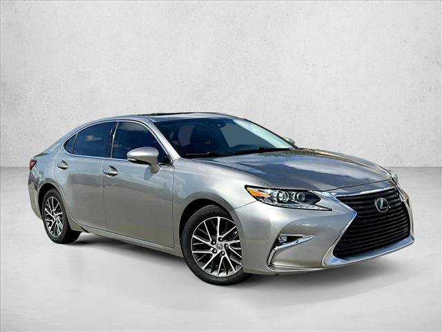 Used 2017 Lexus ES 350 w/ Luxury Package image 11