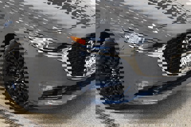 Used 2025 MAZDA MAZDA3 s image 15