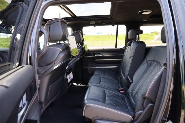 Used 2024 Jeep Grand Wagoneer L Series III w/ Rear Seat Video Group 1 AWD/4WD image 12