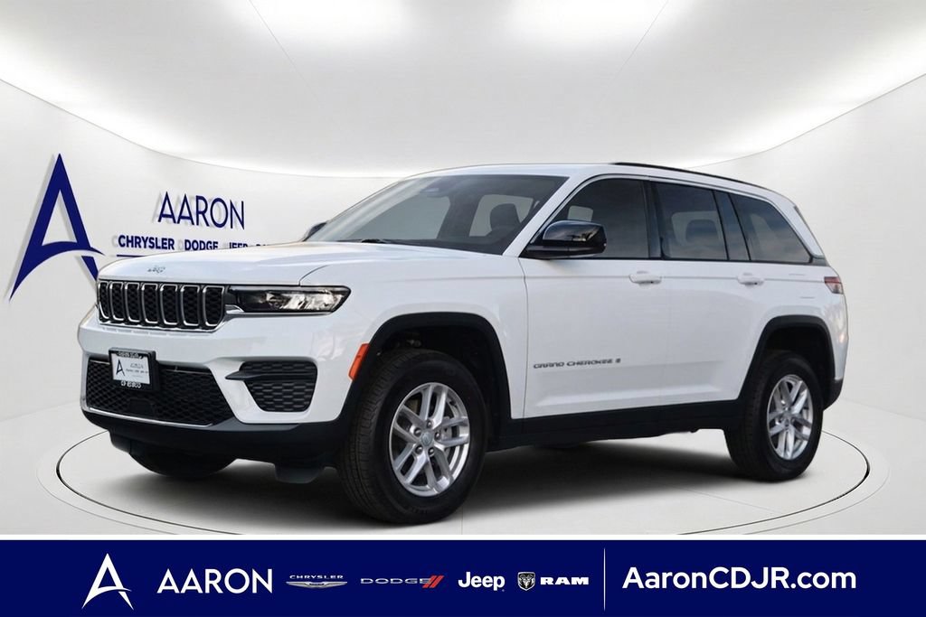 New 2026 Jeep Grand Cherokee Laredo