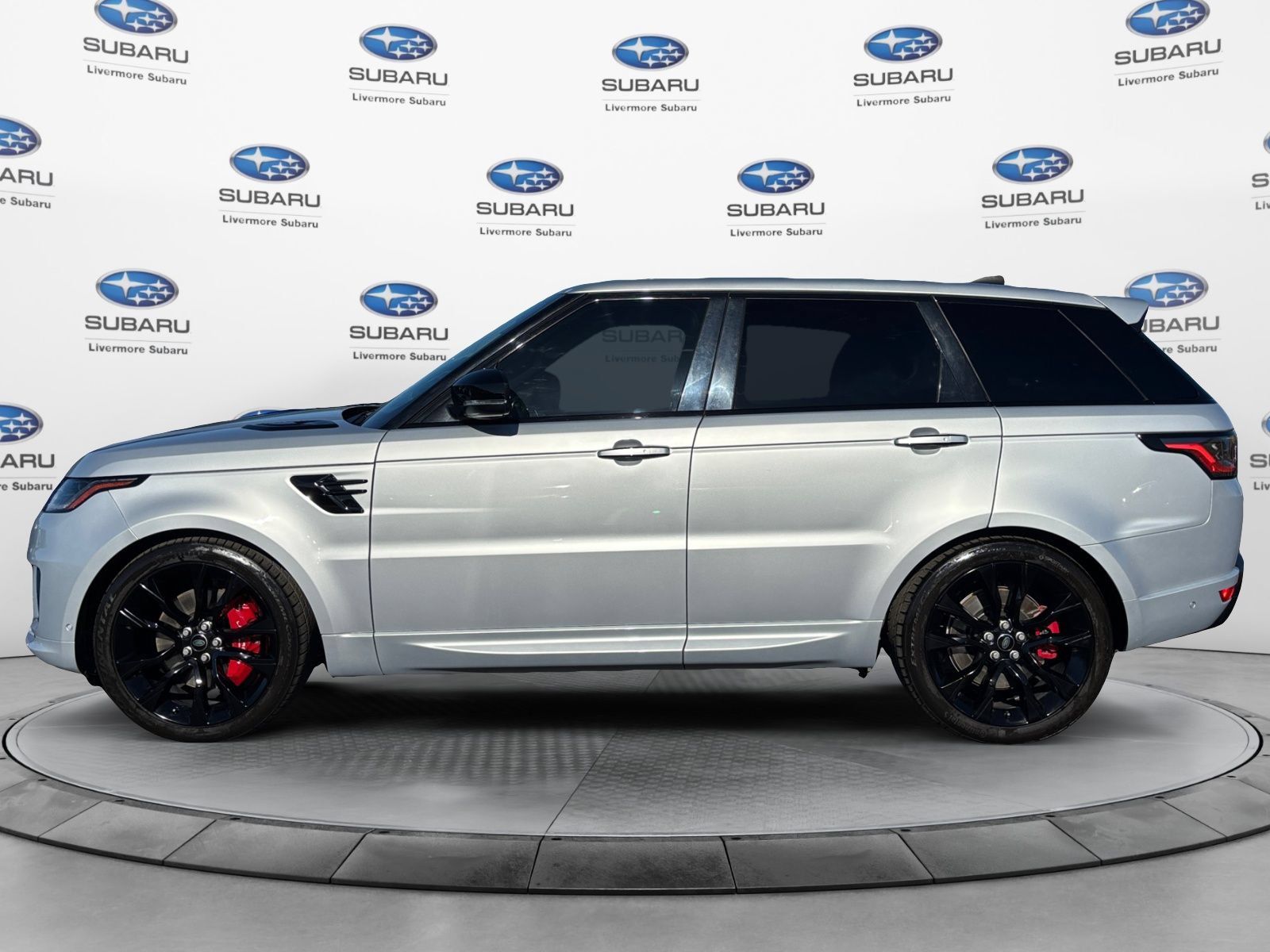 Used 2022 Land Rover Range Rover Sport HST AWD/4WD image 2