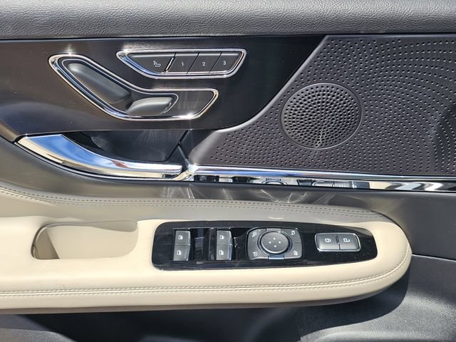 New 2025 Lincoln Corsair Grand Touring AWD/4WD image 16