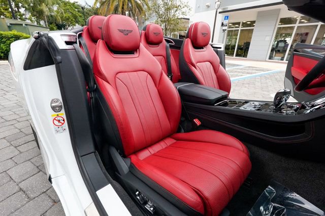 Used 2024 Bentley Continental GT V8 image 86