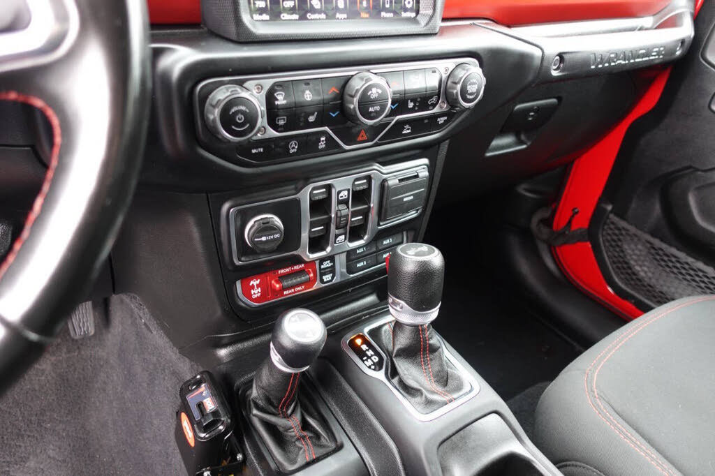 Used 2021 Jeep Wrangler Unlimited Rubicon w/ Dual Top Group AWD/4WD image 66