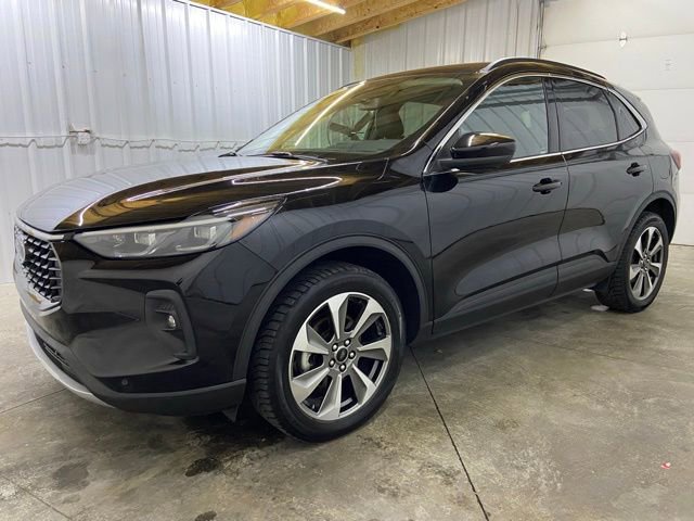 Used 2024 Ford Escape Platinum AWD/4WD image 3
