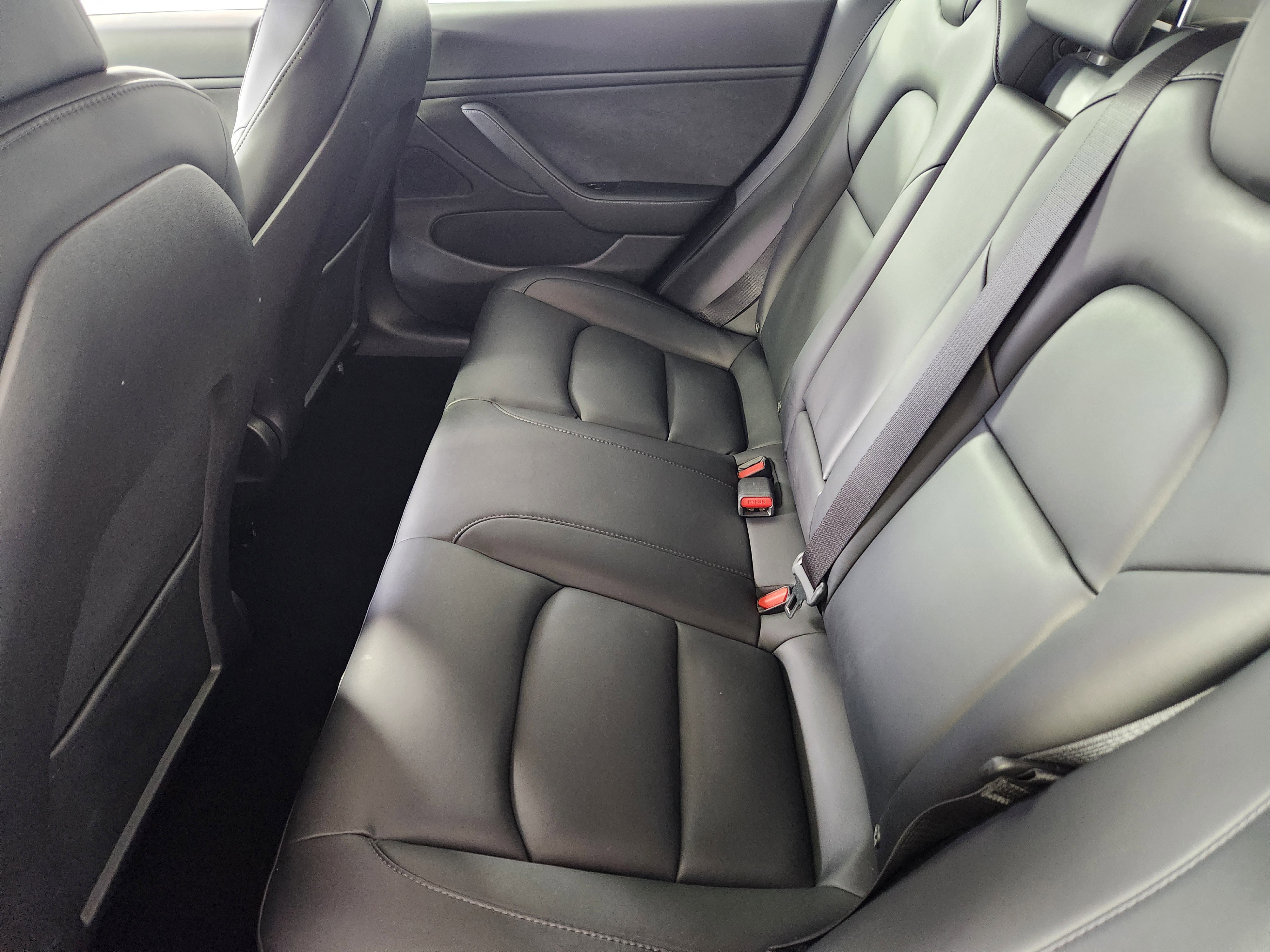 Used 2020 Tesla Model 3 Long Range image 14