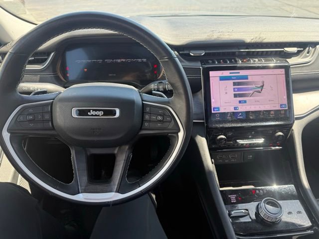 Used 2022 Jeep Grand Cherokee L Limited AWD/4WD image 12