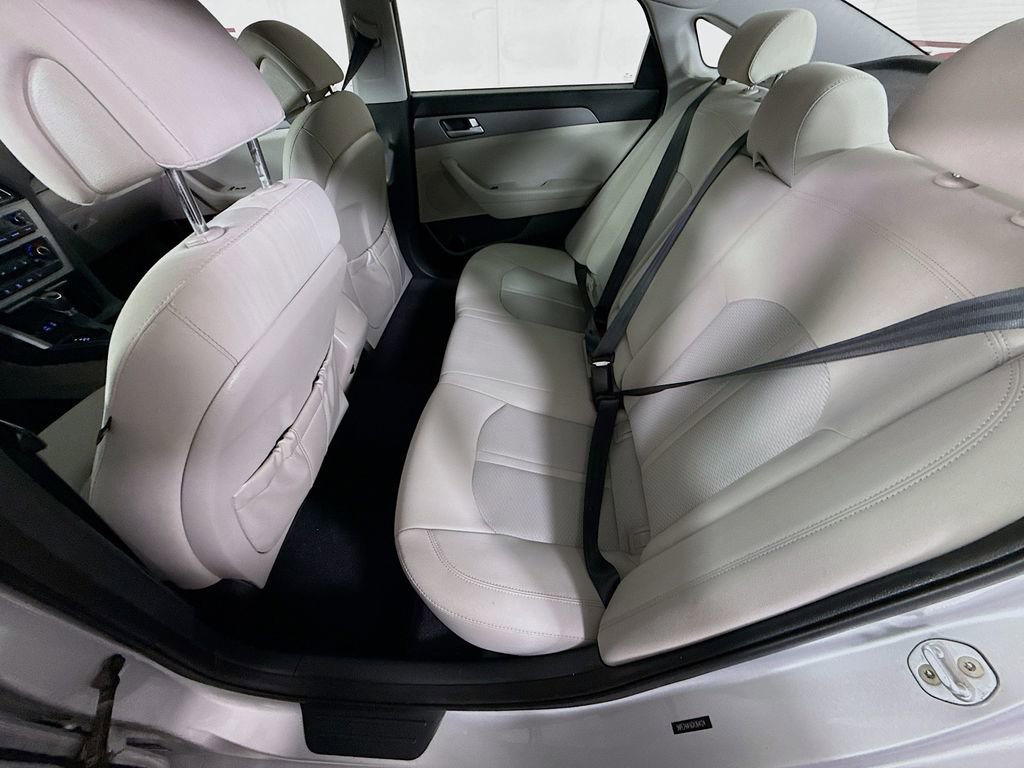 Used 2016 Hyundai Sonata SE image 25