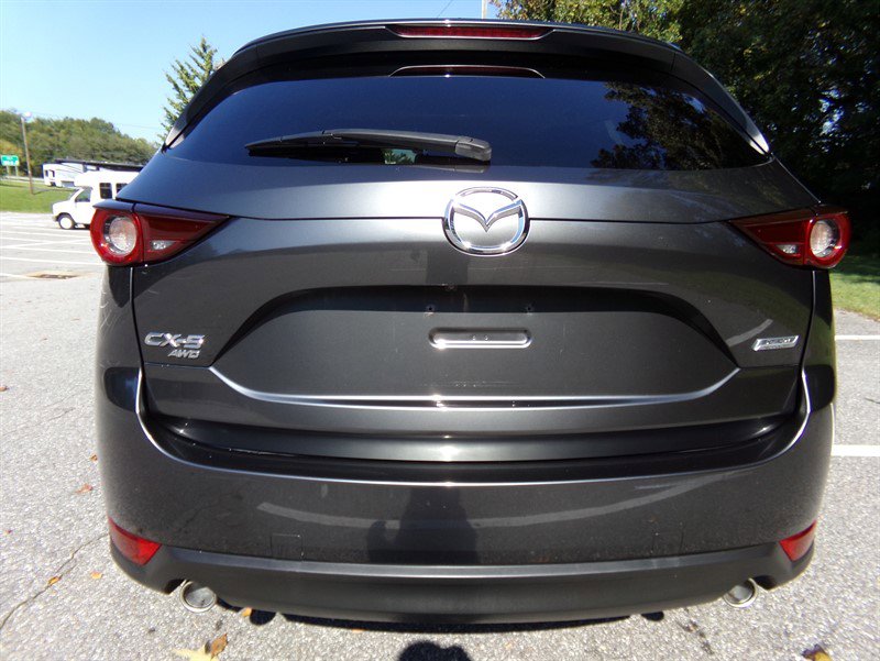 Used 2017 MAZDA CX-5 Touring w/ Preferred Equipment Package image 4
