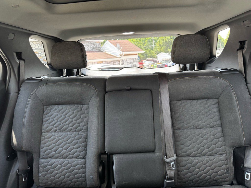 Used 2018 Chevrolet Equinox LT w/ Sun & Infotainment Package image 21
