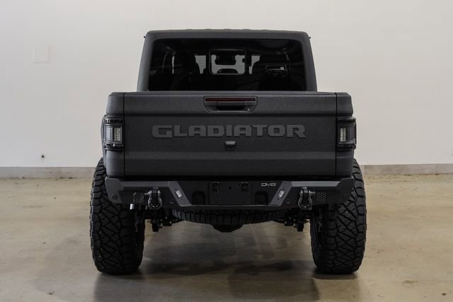 Used 2025 Jeep Gladiator Rubicon w/ Safety Group AWD/4WD image 40