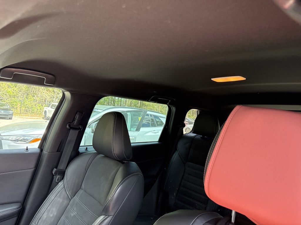 Used 2023 Mitsubishi Outlander SE Black Edition image 8