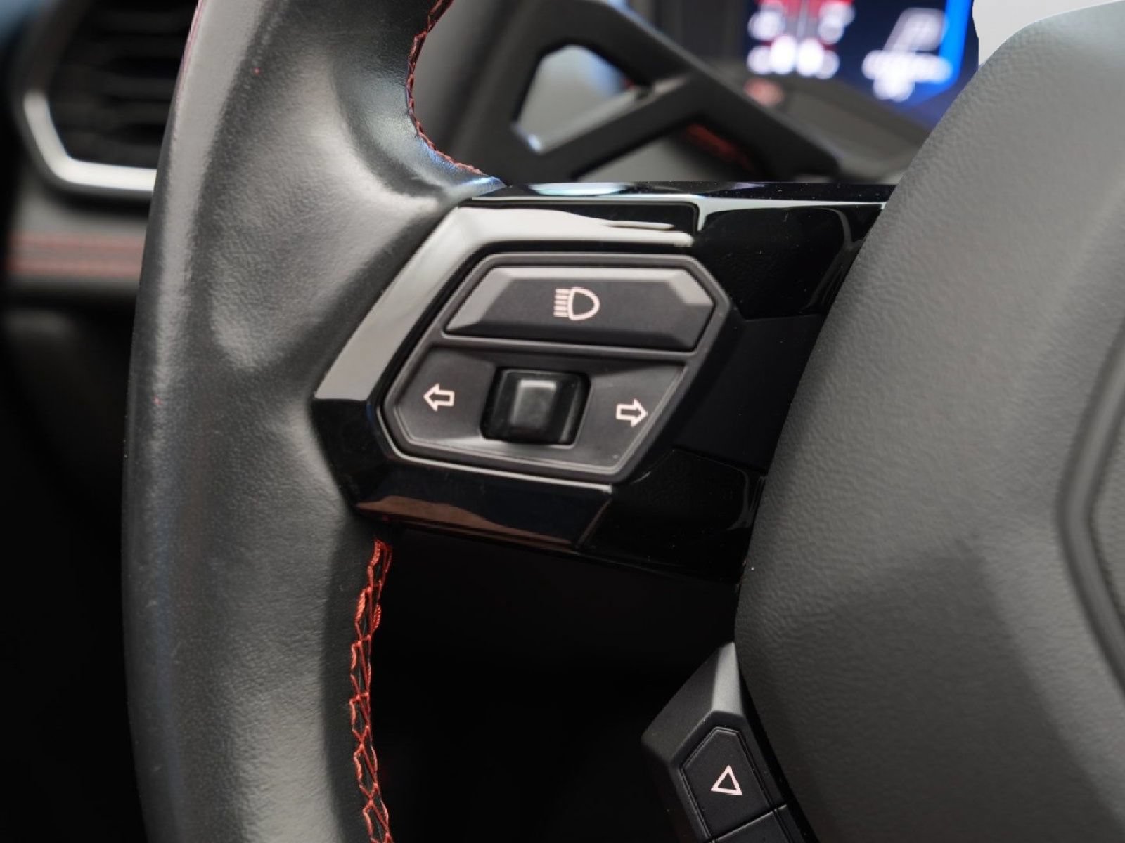 Used 2021 Lamborghini Huracan EVO RWD image 40