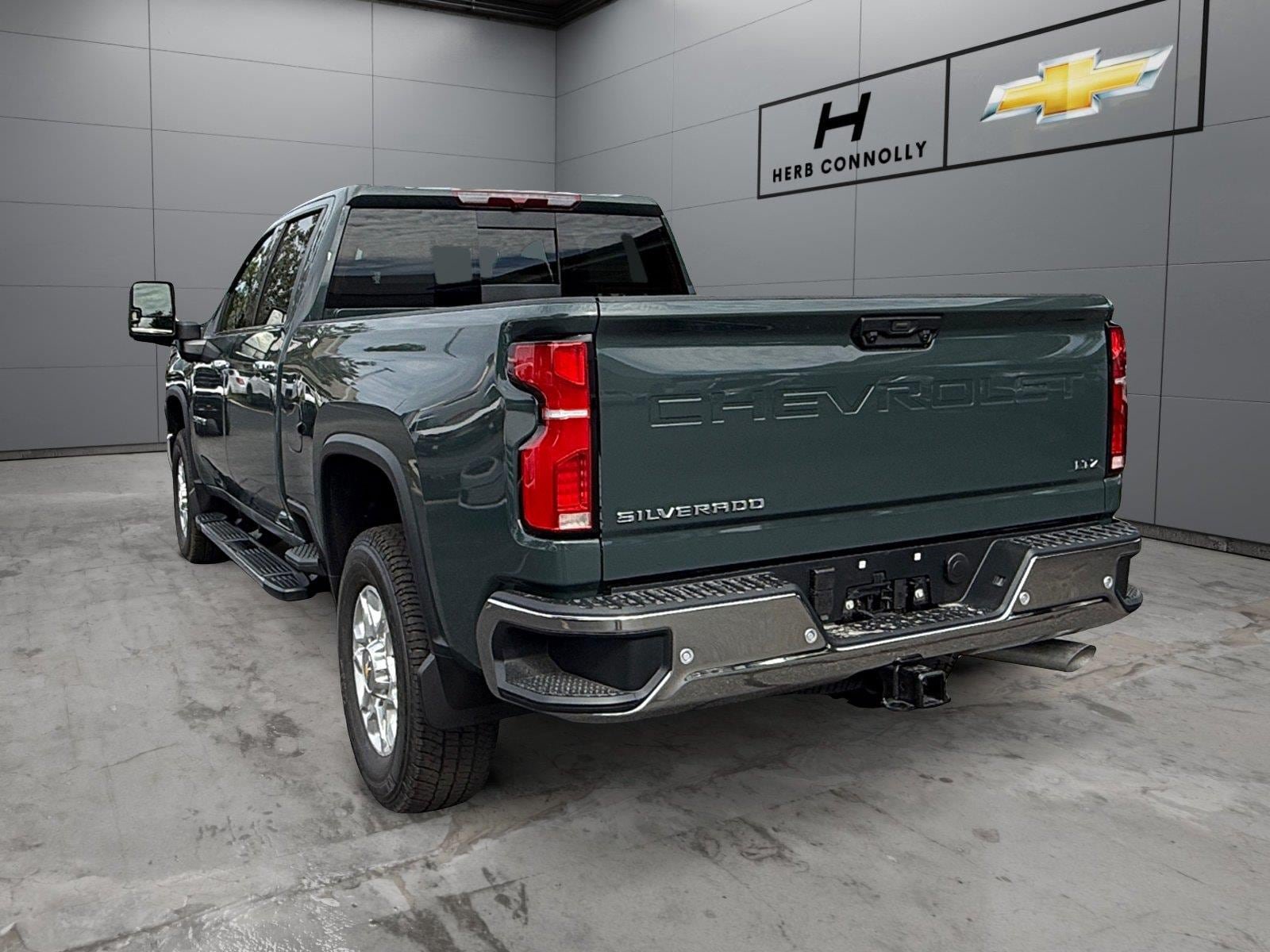 New 2026 Chevrolet Silverado 2500 LTZ w/ LTZ Convenience Package AWD/4WD image 3
