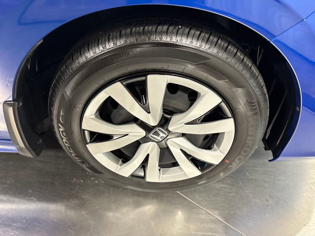 Used 2024 Honda Civic LX image 9