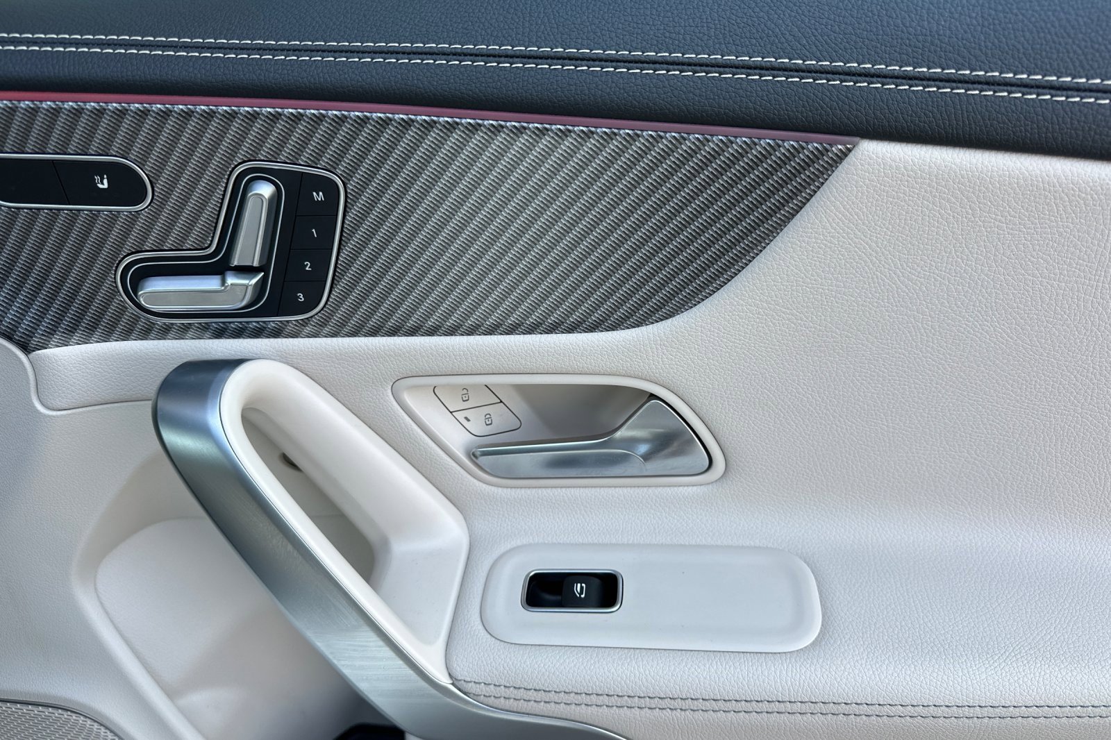 Certified 2025 Mercedes-Benz CLA 250 image 19