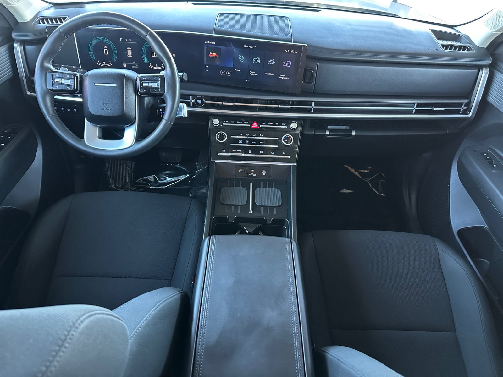 Used 2024 Hyundai Santa Fe SE FWD image 11
