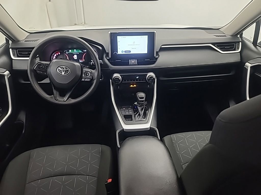 Used 2025 Toyota RAV4 XLE image 22