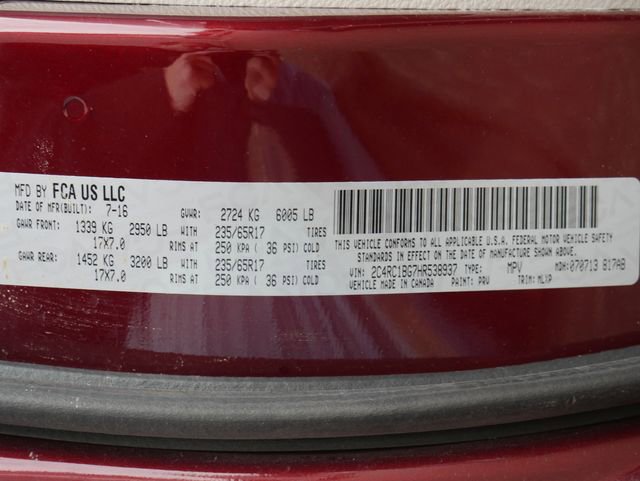 Used 2017 Chrysler Pacifica Touring-L image 8