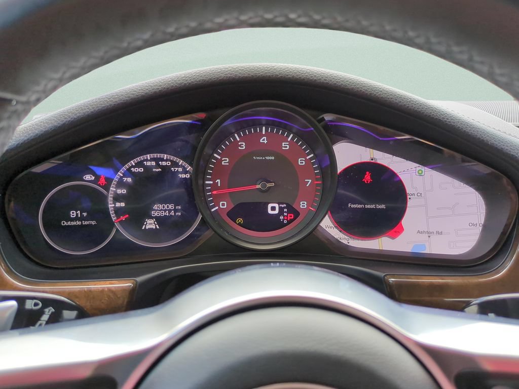 Used 2018 Porsche Panamera 4 AWD/4WD image 22