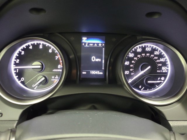 Used 2024 Toyota Camry SE FWD image 27