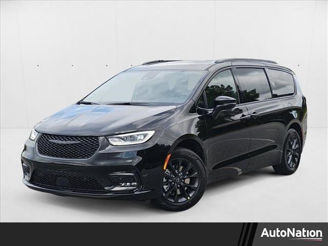 New 2025 Chrysler Pacifica Select w/ Fav Edition Package