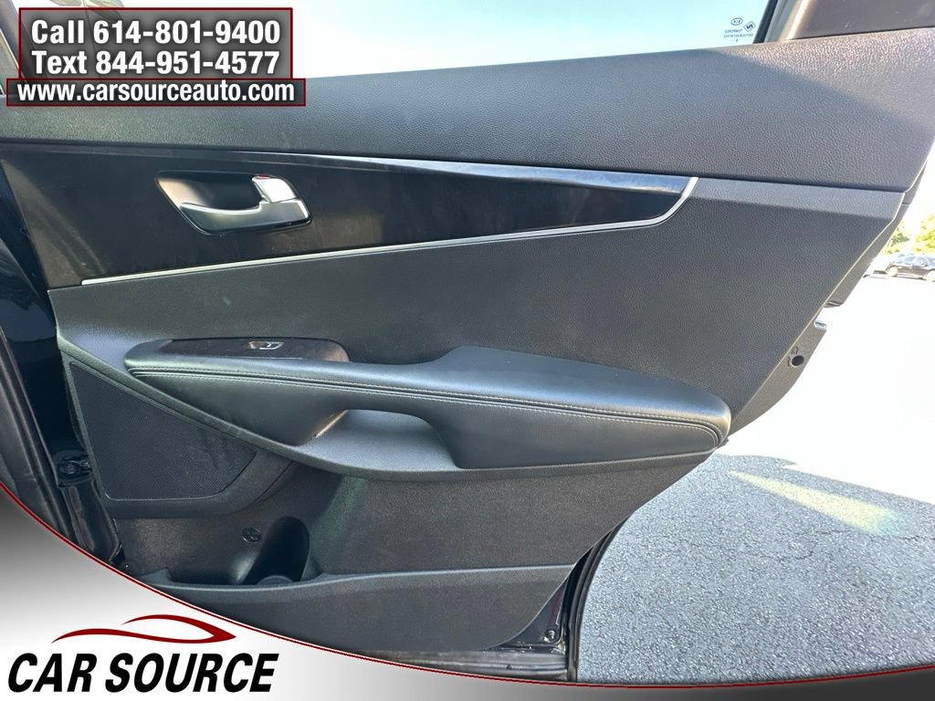 Used 2017 Kia Sorento AWD image 31