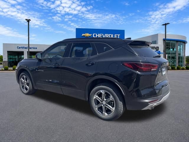 Used 2025 Chevrolet Blazer LT w/ Convenience Package AWD/4WD image 5