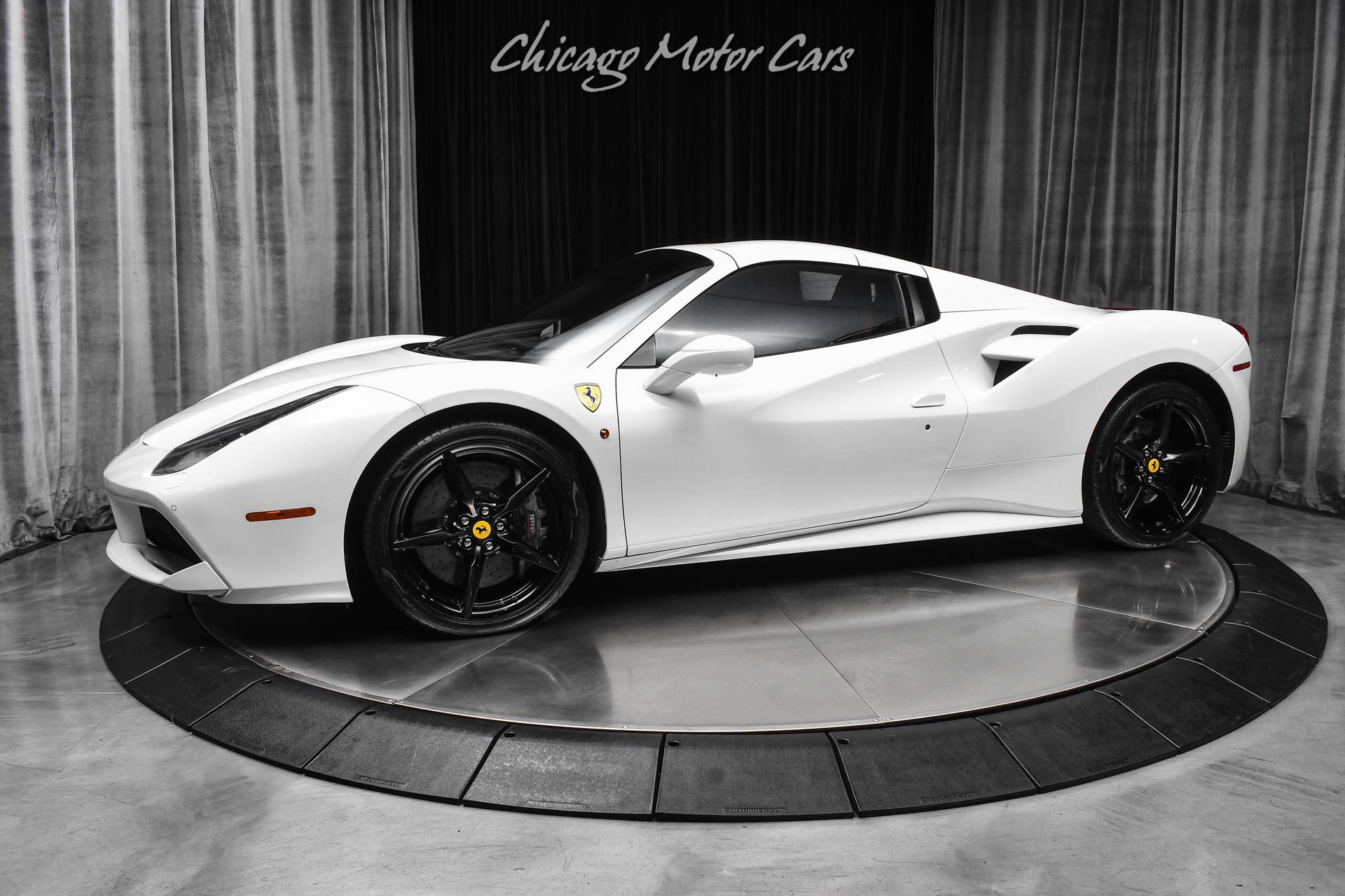Used 2018 Ferrari 488 Spider RWD image 33
