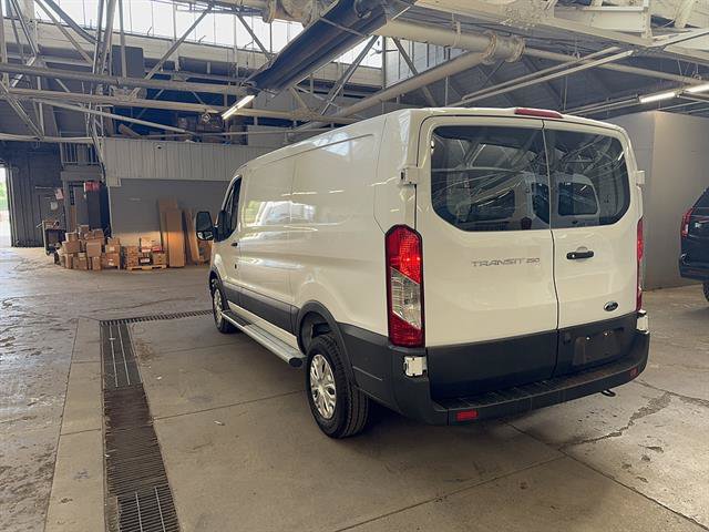 Used 2025 Ford Transit 250 Low Roof w/ Exterior Upgrade Package RWD image 3
