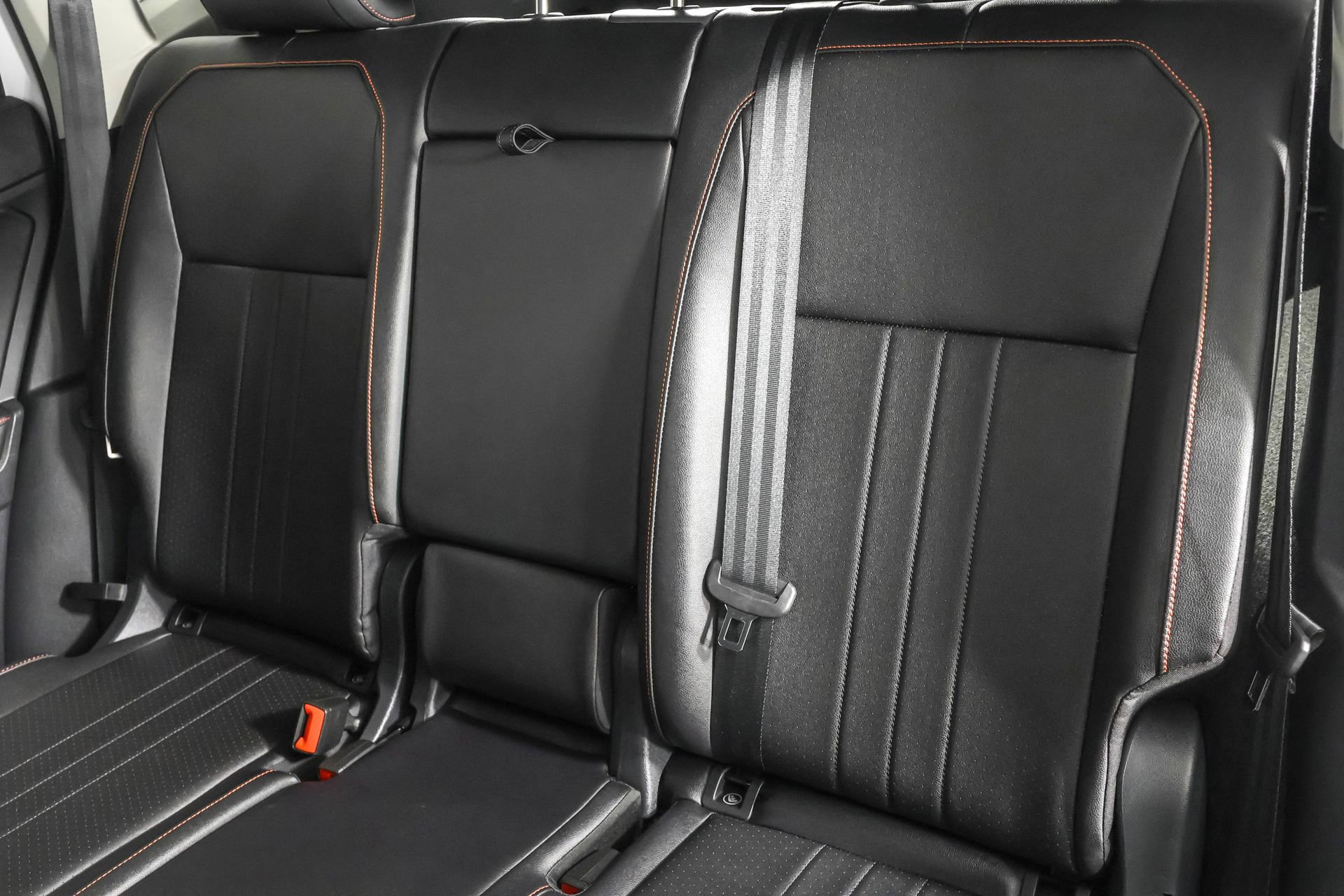 Used 2024 Volkswagen Tiguan Wolfsburg Edition image 36