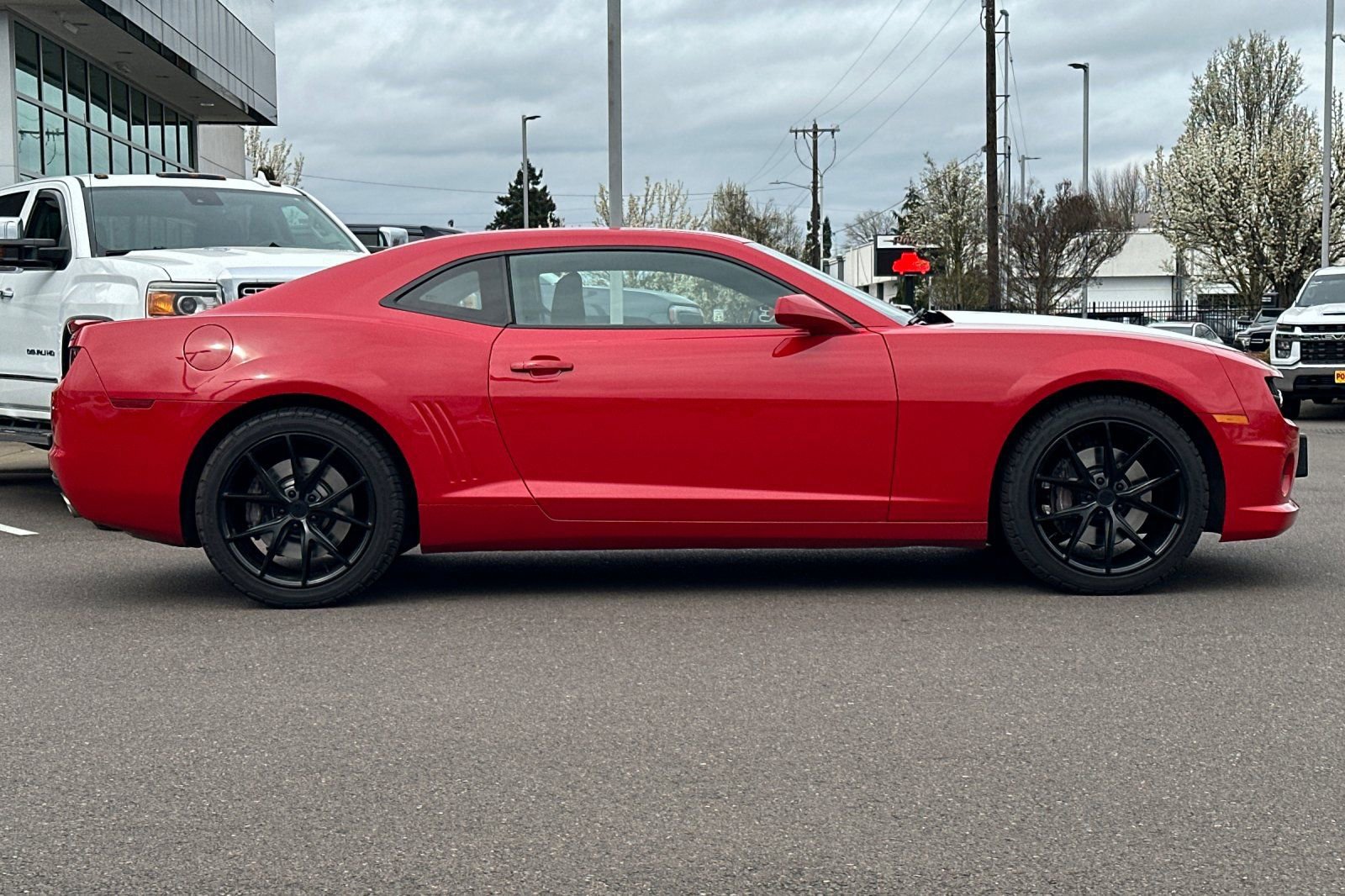 Used 2011 Chevrolet Camaro SS w/ RS Package image 3