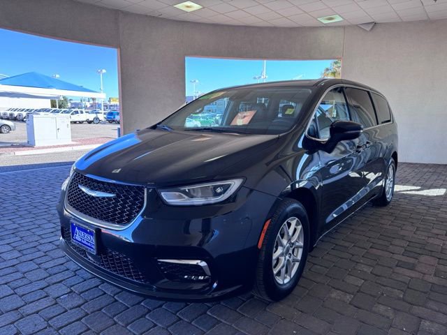 Used 2023 Chrysler Pacifica Touring-L