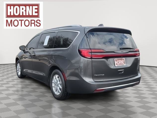 Used 2021 Chrysler Pacifica Touring-L image 5
