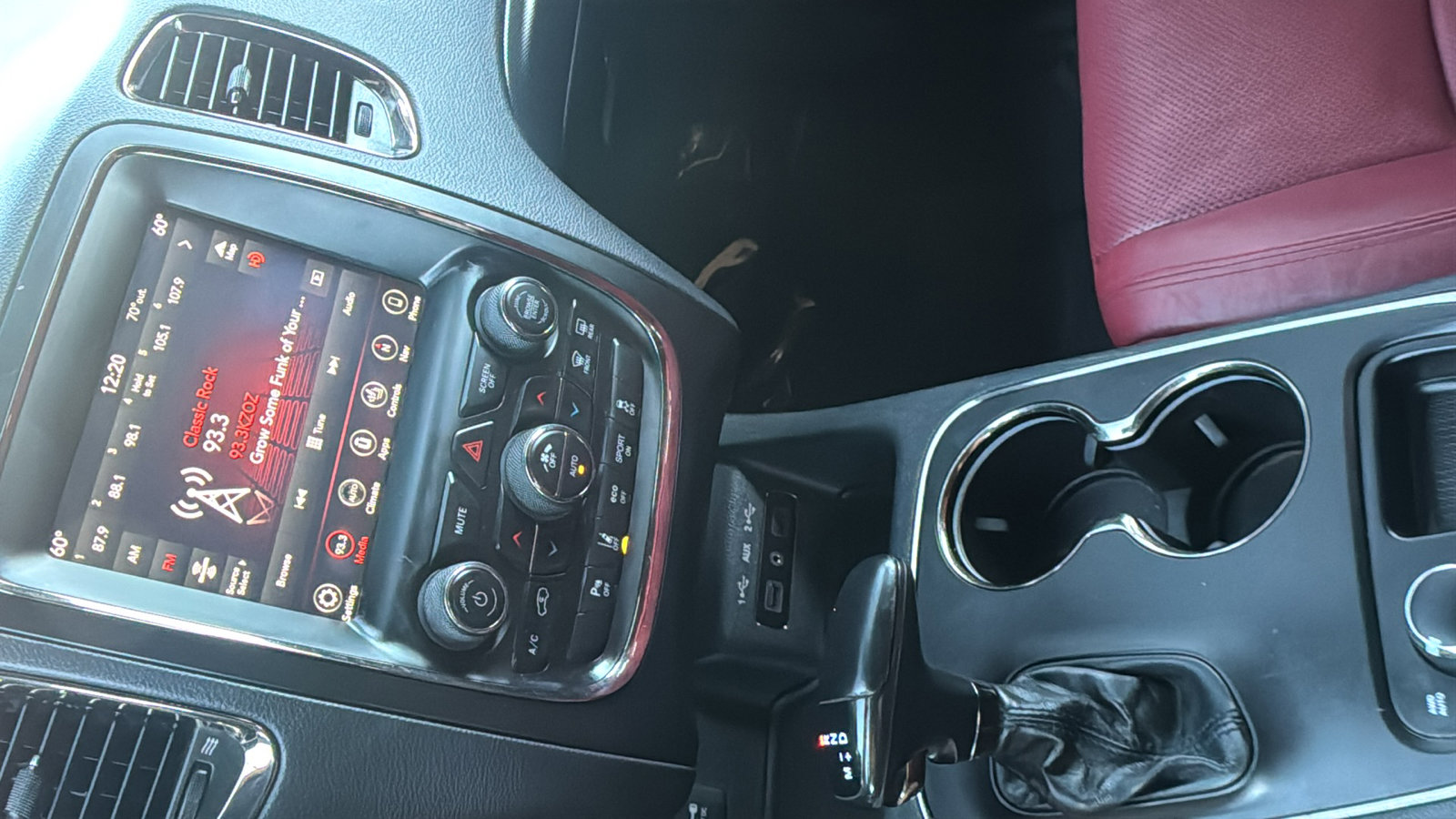 Used 2018 Dodge Durango R/T w/ Technology Group image 36