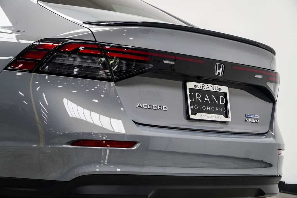 Used 2025 Honda Accord Sport image 15