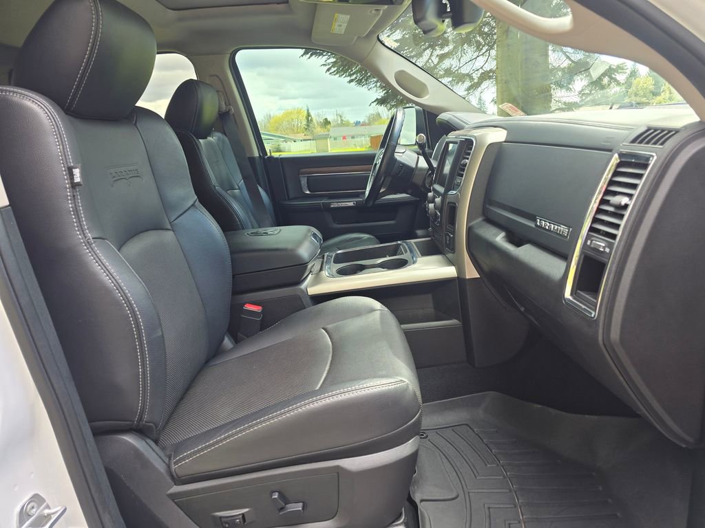 Used 2016 RAM 3500 Laramie w/ Sport Appearance Group image 20