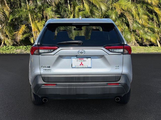 Used 2025 Toyota RAV4 LE AWD/4WD image 6