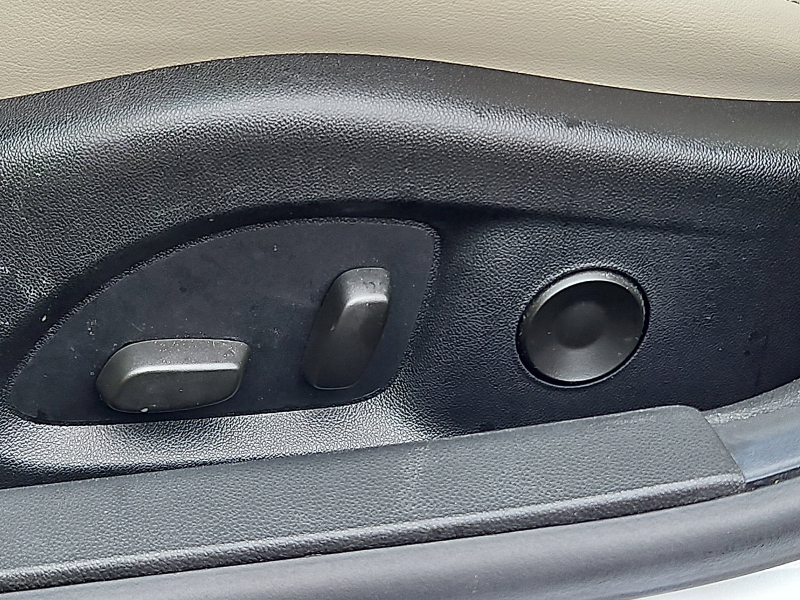 Certified 2022 Cadillac CT4 Luxury w/ Sun And Sound Package image 27