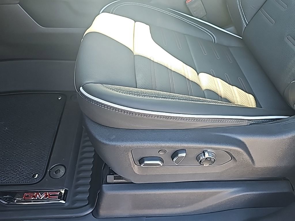 New 2026 GMC Sierra 1500 AT4X AWD/4WD image 11
