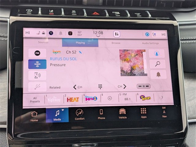 New 2025 Jeep Grand Cherokee Limited w/ Luxury Tech Group II image 24