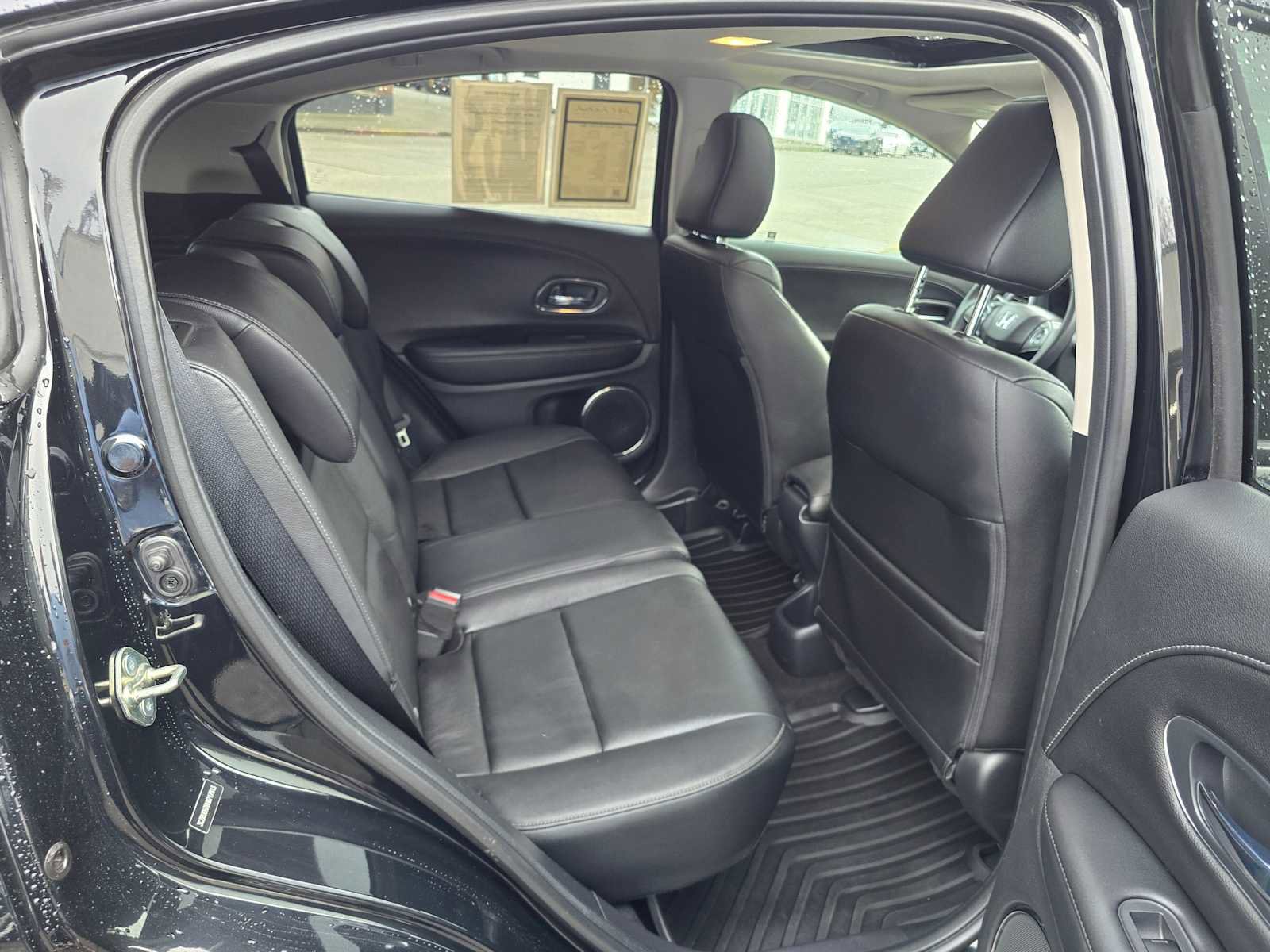 Used 2017 Honda HR-V EX-L image 21