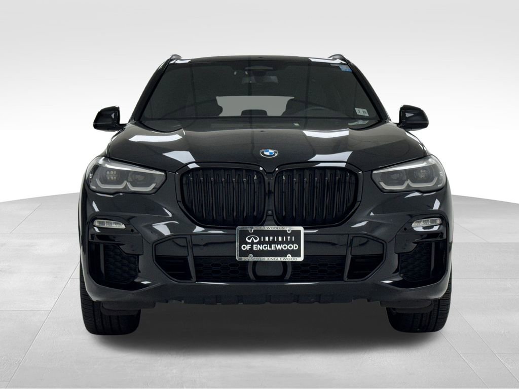 Used 2021 BMW X5 M50i image 2