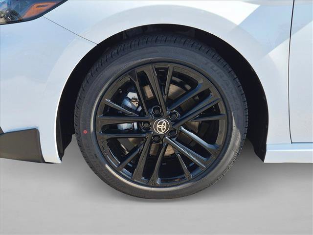 New 2026 Toyota Camry SE FWD image 9
