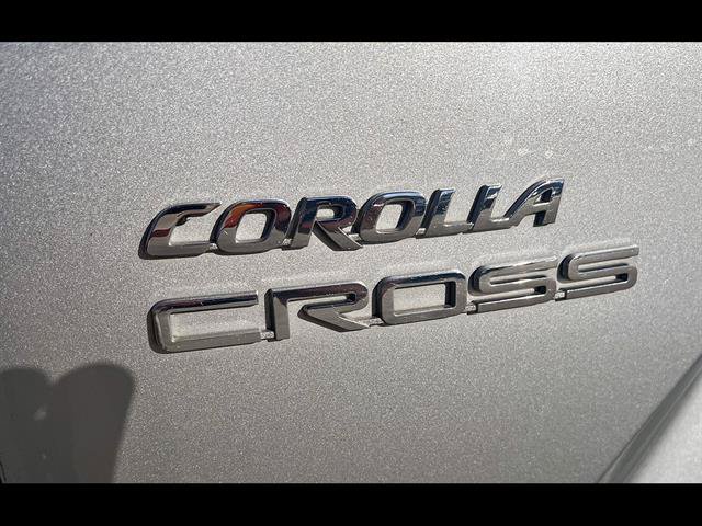 Used 2023 Toyota Corolla Cross LE FWD image 10