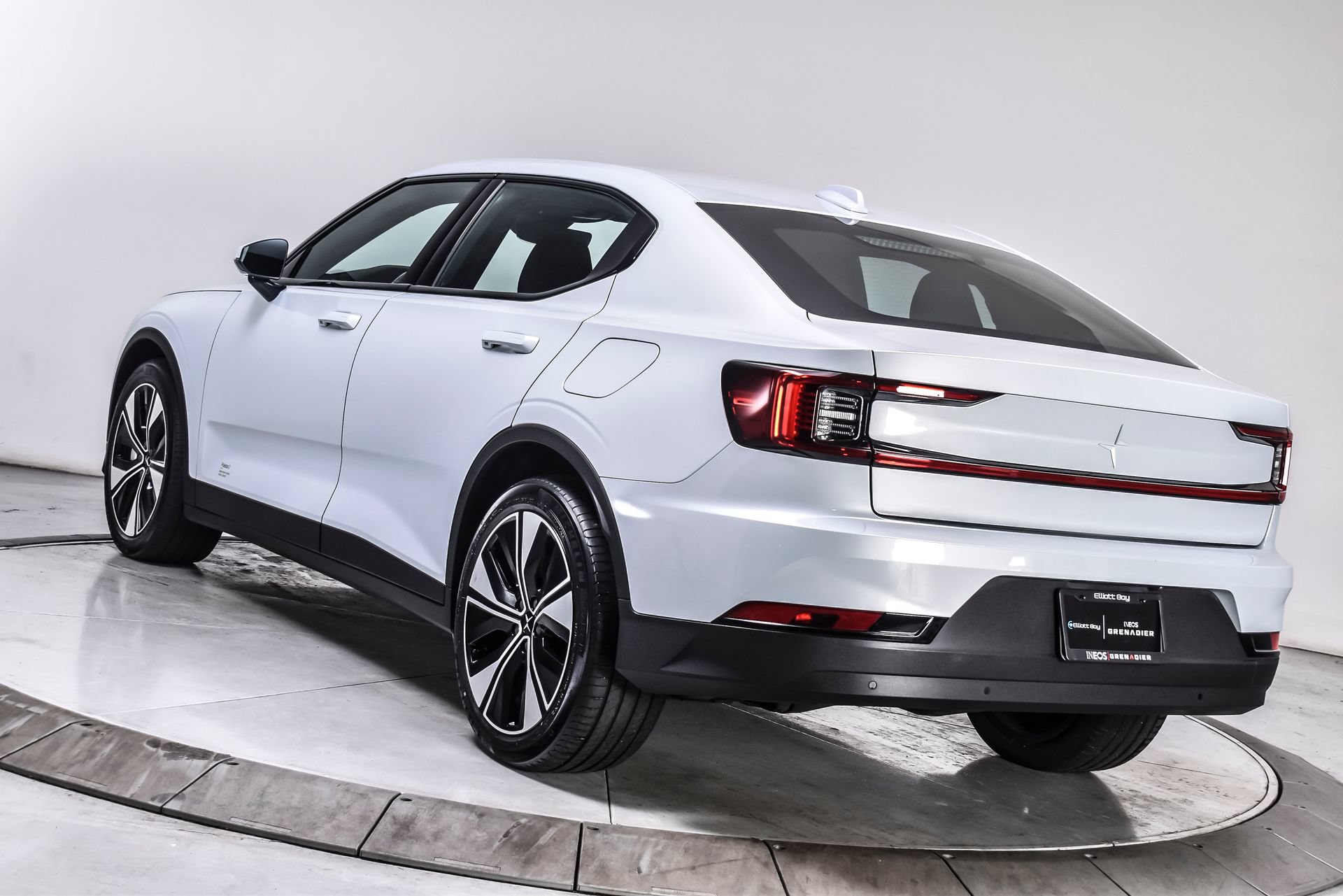Used 2023 Polestar Polestar 2 AWD/4WD image 4