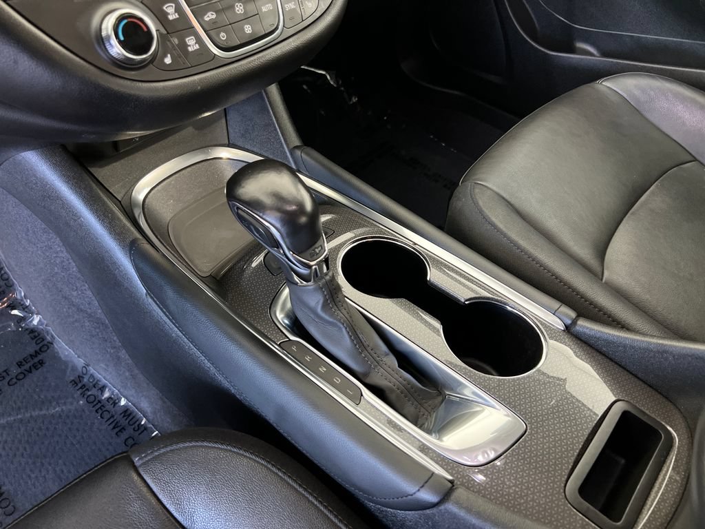 Used 2021 Chevrolet Malibu LT w/ Leather Package FWD image 24